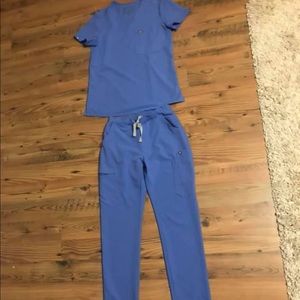 FIGS XS ceil blue scrubs worn 2x. Purchased aug